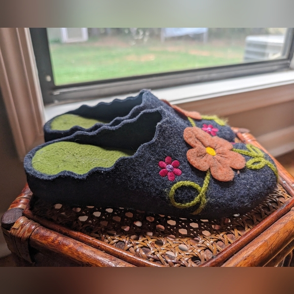 Flexus by Spring Step Posie Women's Wool Slippers. size 36 - Picture 4 of 6